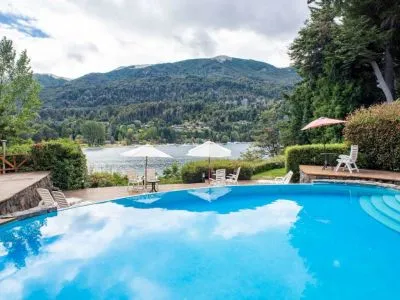 4-star Hotels El Muelle by DOT Boutique