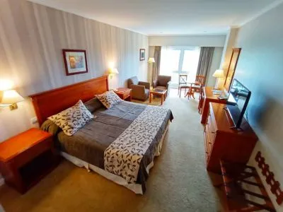 Hoteles 3 estrellas Howard Johnson by Wyndham