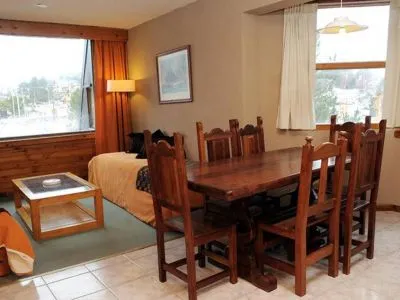 Alojamientos en el Cerro Catedral  Village Catedral