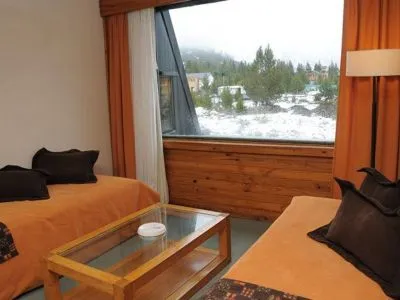 Alojamientos en el Cerro Catedral  Village Catedral