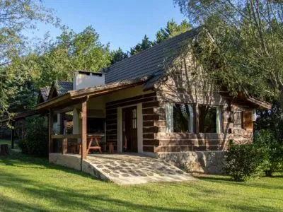 Los Maderos Cabins  in  Villa General Belgrano