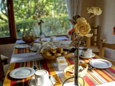 Hosterías 3 estrellas Posada La Lucía