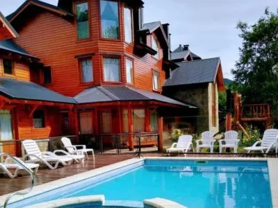 Del Pellin Apart Hoteles 3 estrellas  en  San Martín de los Andes