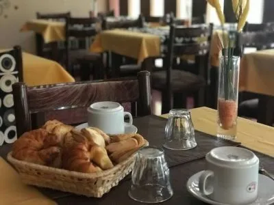 Hoteles 2 estrellas Resi