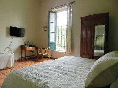 Hosterías 3 estrellas Posada de Campo Las Acacias