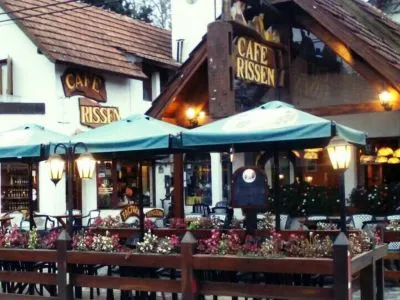 Rissen Confiterías  en  Villa General Belgrano