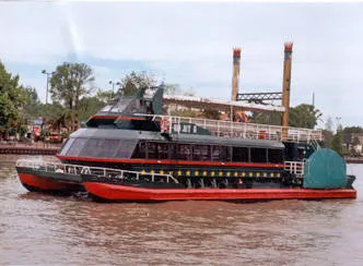 Catamaranes Interisleña Water Tours around the Delta  in  Tigre