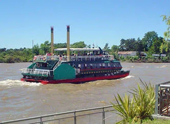 Paseos Náuticos por el Delta Catamaranes Interisleña