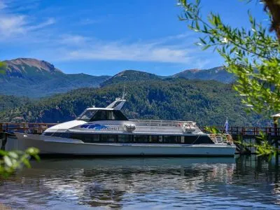 Naviera Lacar & Nonthue Paseos Lacustres  en  San Martín de los Andes