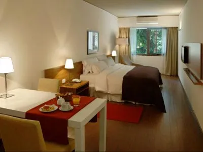 Superior 4-star Hotels Dazzler Maipú