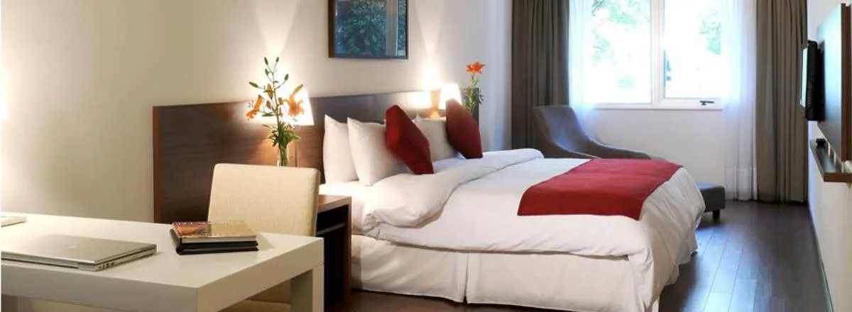 Superior 4-star Hotels Dazzler Maipú