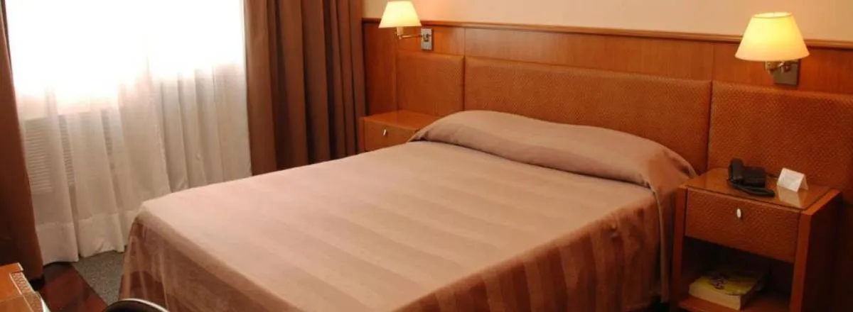 3-star Hotels Napoleón Hotel