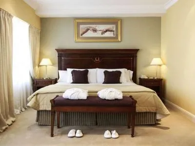 5-star Hotels Emperador Hotel