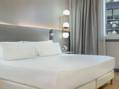4-star Hotels NH Buenos Aires Crillón