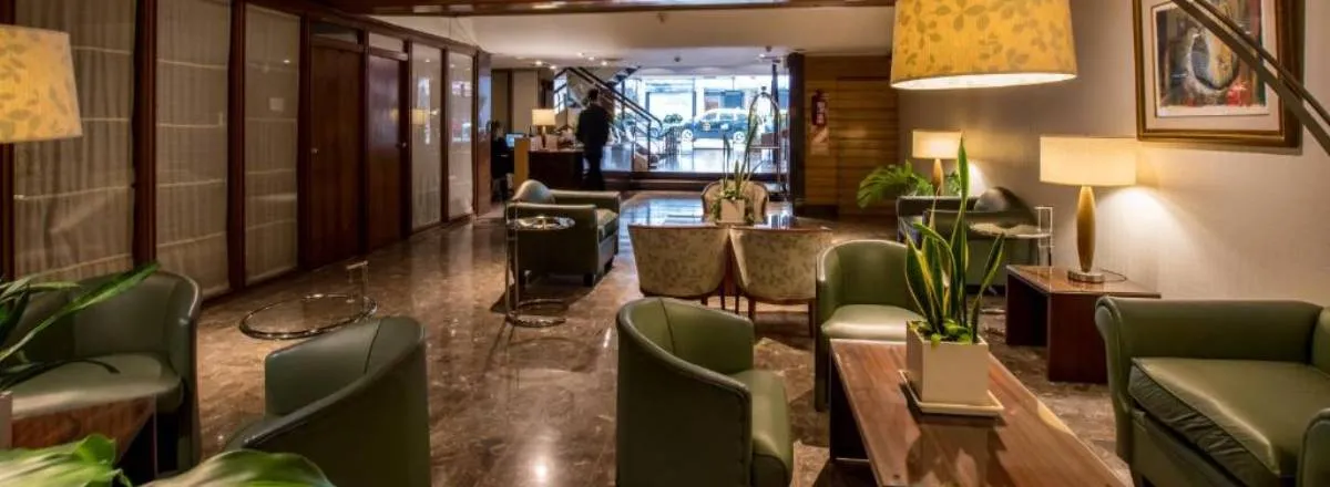 4-star Hotels Solans Carlton