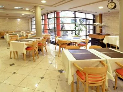 3-star Hotels Sarmiento Palace