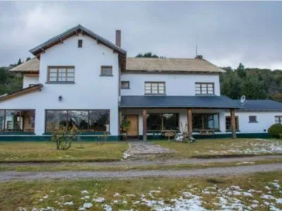 Quime Quipan Hosterías   en  Esquel