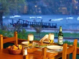La Costa del Pueblo Restaurants  in  San Martín de los Andes