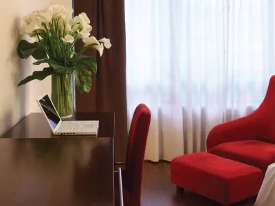 Superior 4-star Hotels Dazzler San Martín