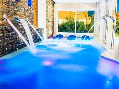 Hoteles 4 estrellas Howard Johnson Hotel Spa