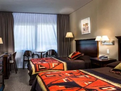 Hoteles 4 estrellas Howard Johnson Hotel Spa