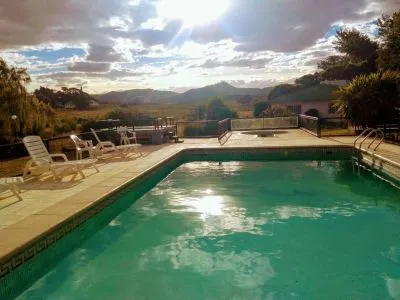 El Hostal del Arroyo Cabañas  en  Sierra de la Ventana