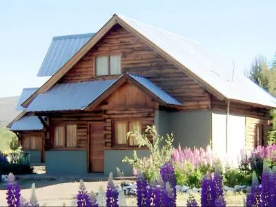 La Vieja Balsa Cabins  in  Aluminé
