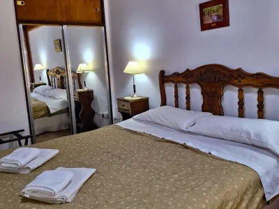 Hostelries Hostal La Merced