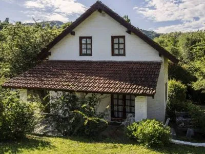 Loma Dorada Cabins Cabins  in  Villa General Belgrano