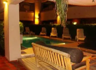 Apart Hotels El Refugio