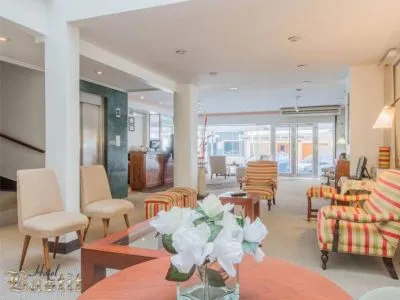 Hoteles 2 estrellas Bastit