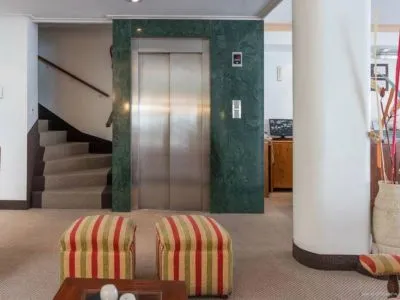 Hoteles 2 estrellas Bastit