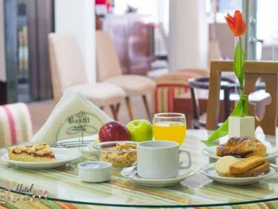 Hoteles 2 estrellas Bastit