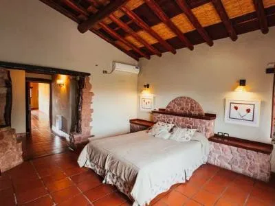 Hoteles La Casa de la Bodega Boutique Hotel