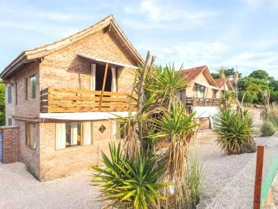 Cabañas Kimba Cabañas  en  Mar de las Pampas