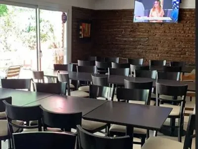 2-star Hotels Colonial