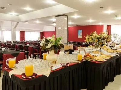 Hoteles 4 estrellas Intersur 13 de Julio