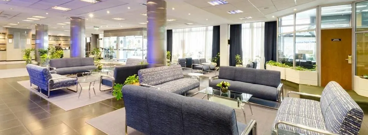 Hoteles 4 estrellas Intersur 13 de Julio