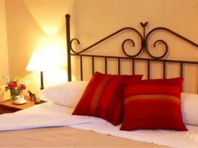 Boutique Hotels Robles de Besares