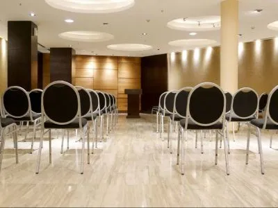 Hoteles 5 estrellas 725 Continental