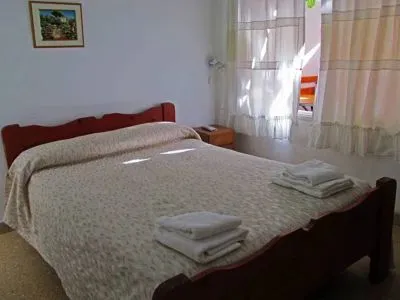 Albergues/Hostels El Charaba