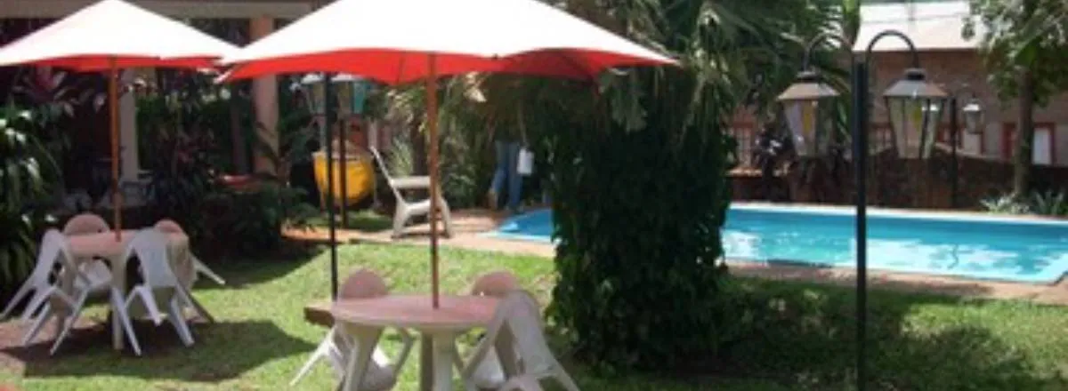 Albergues/Hostels El Guembe Hostel House