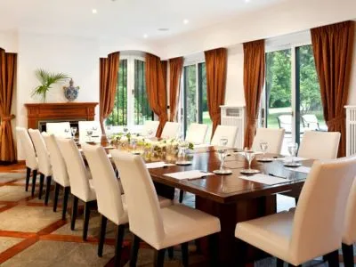 Hosterías 3 estrellas La Estrella