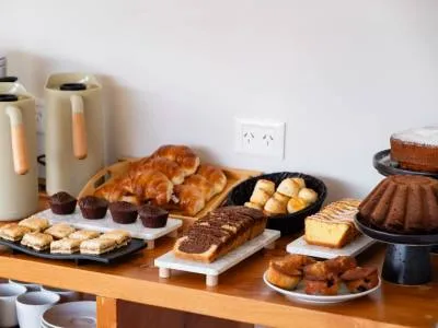 3-star Hostelries Le Lac Inn