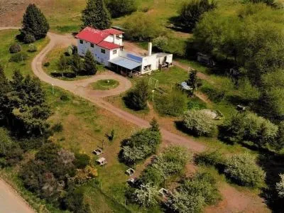 La Colina Hostels  in  Esquel