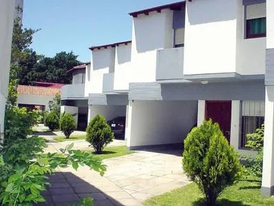 3-star Apart Hotels Hostal Los Amigos