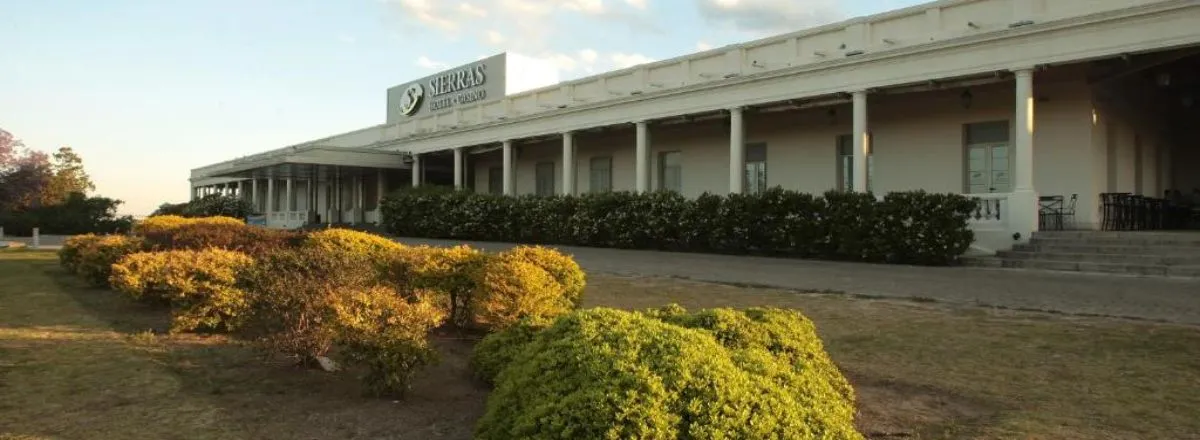 4-star Hotels Howard Johnson Sierras