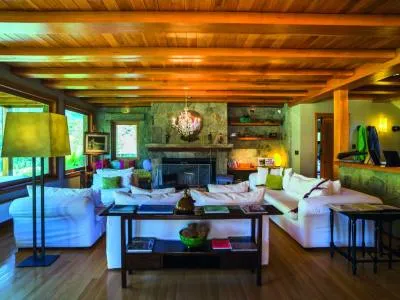 Hoteles de Lujo Río Hermoso-Hotel de Montaña