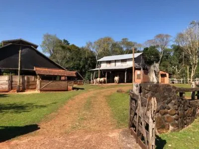 Alojamiento en Estancias Haras Rancho Lodge