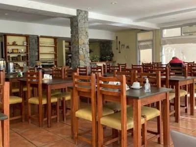 Hosterías Piedras del Lago